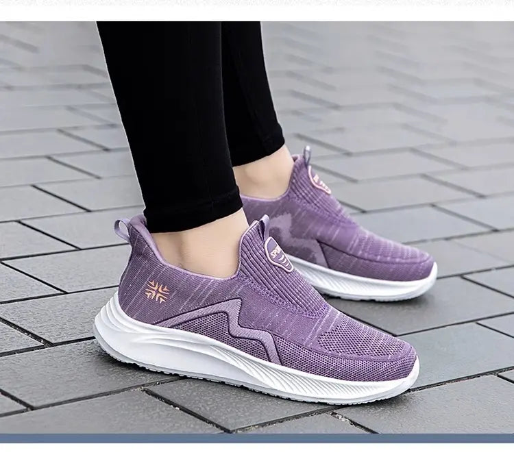 2024 new fashion women's sneakers breathable soft sole non-slip and stain-resistant