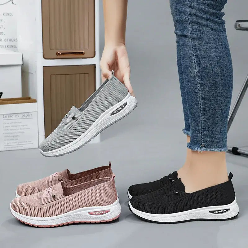 Women's Casual Walking Sneaker With Shallow Mouth