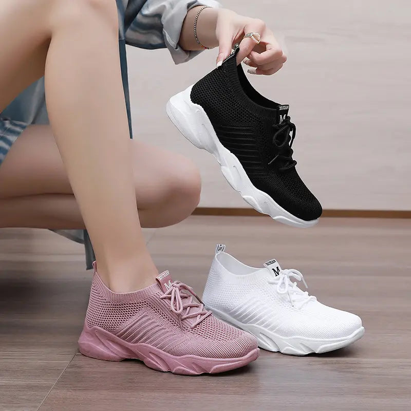 Comfortable and Chic Women's Sneakers
