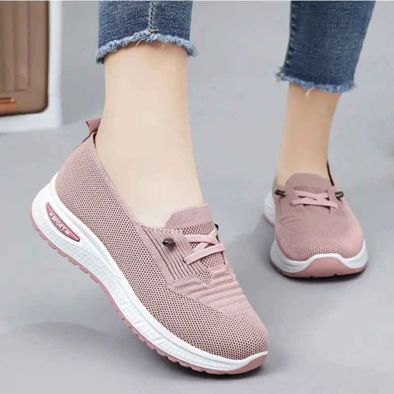 Women's Casual Walking Sneaker With Shallow Mouth