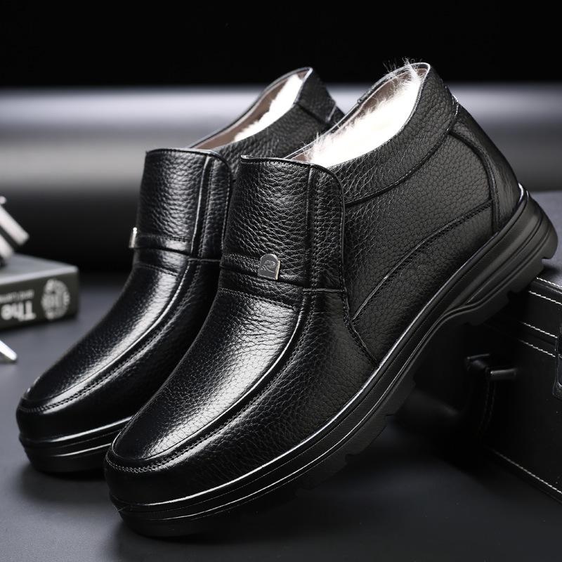 Men's Waterproof Warm Non-Slip Leather Shoes