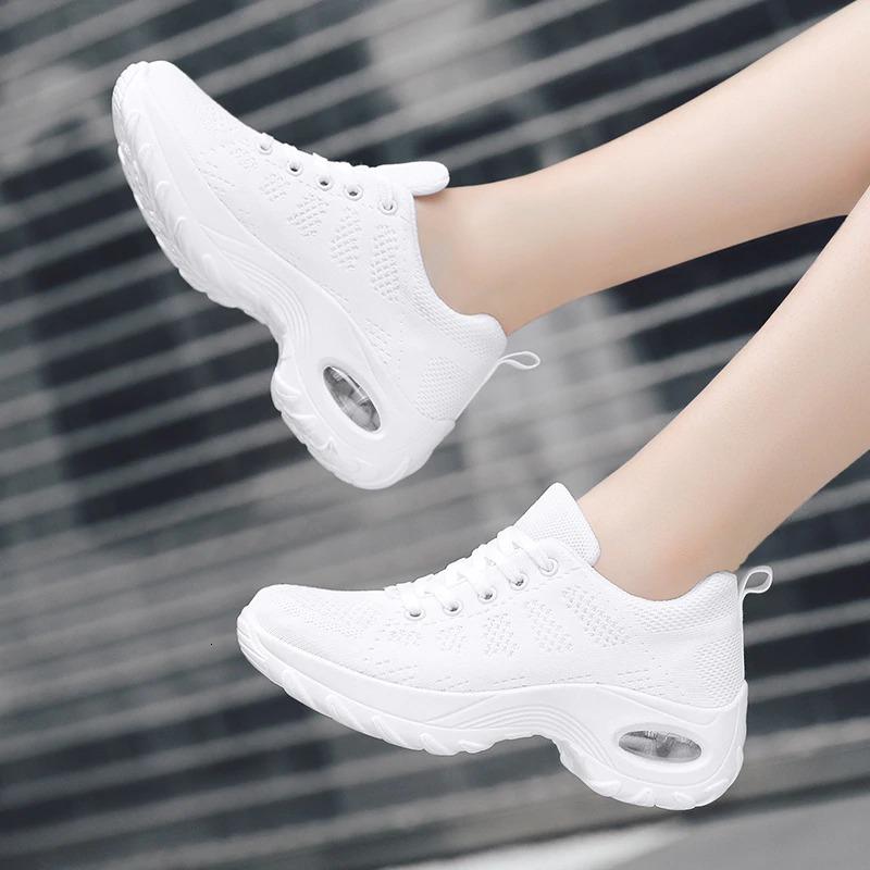 Orthopaedic Shoes Woman