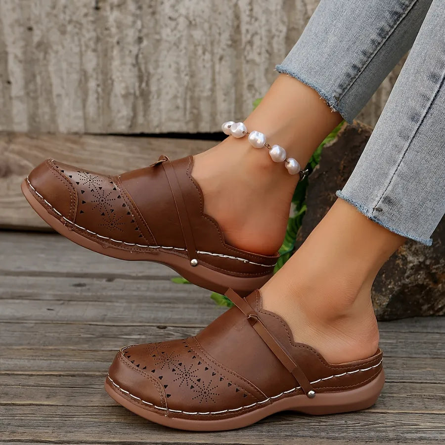 Women’s Classic Brown Mules