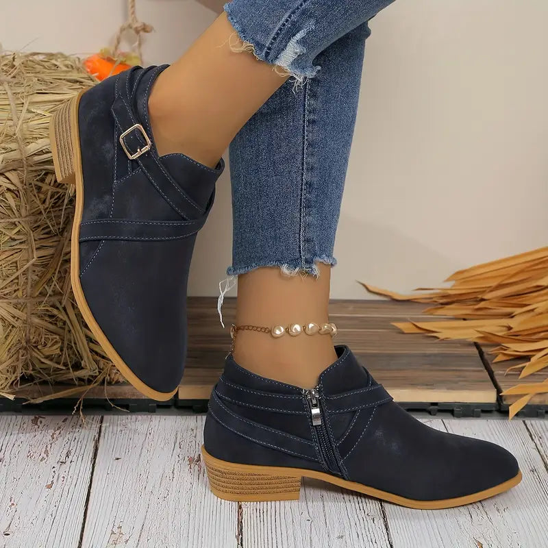 2025 Women's Plus Size Lace-Up Fashion Ankle Boots