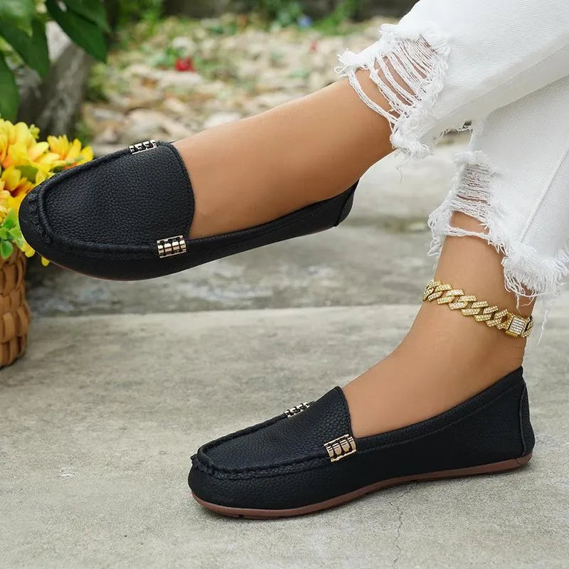 Women’s Metallic Chain Trim Comfort Loafer Flats