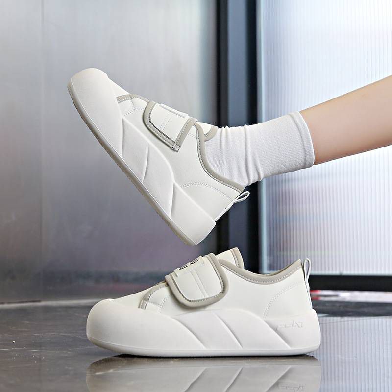 Women thick sole casual shoes