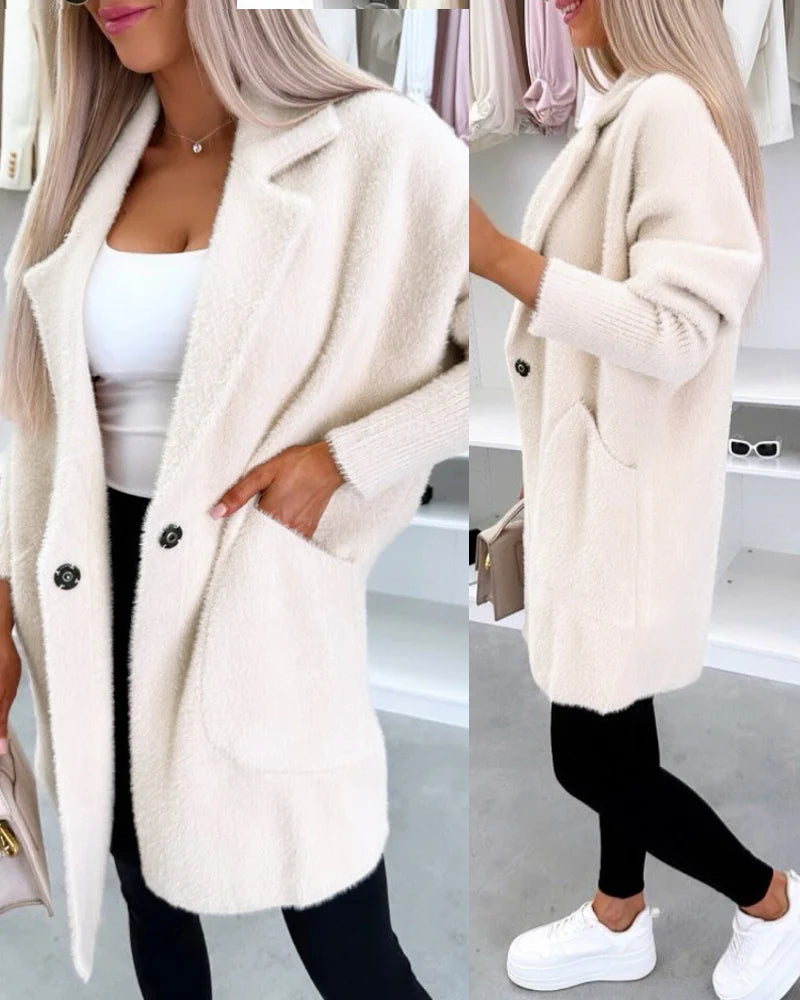 Women's  Casual coat with a collar, long sleeves, button closure and pockets