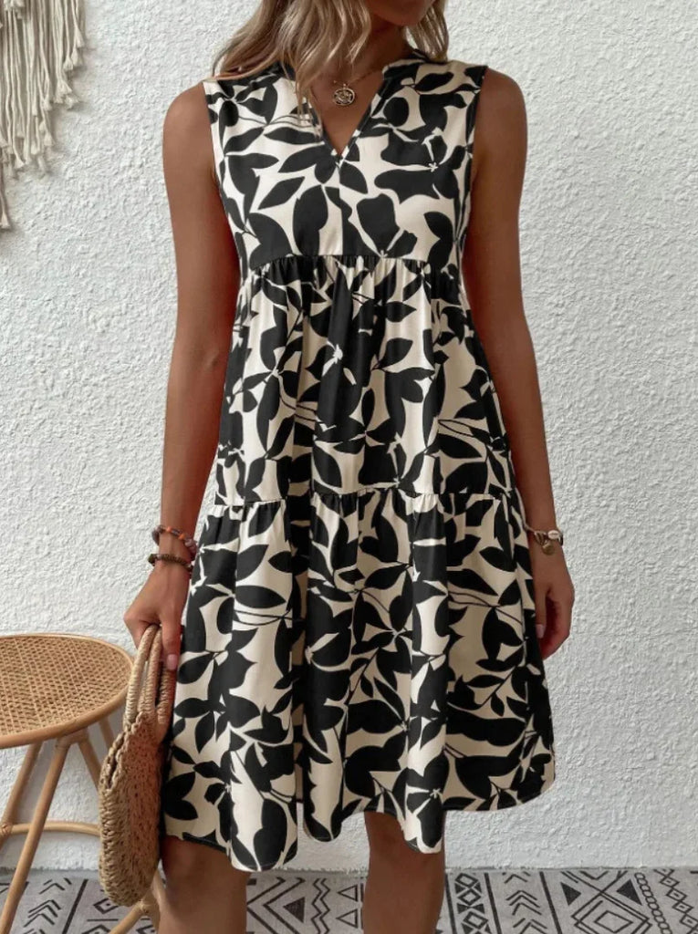 Fashionable Sleeveless Floral Dress