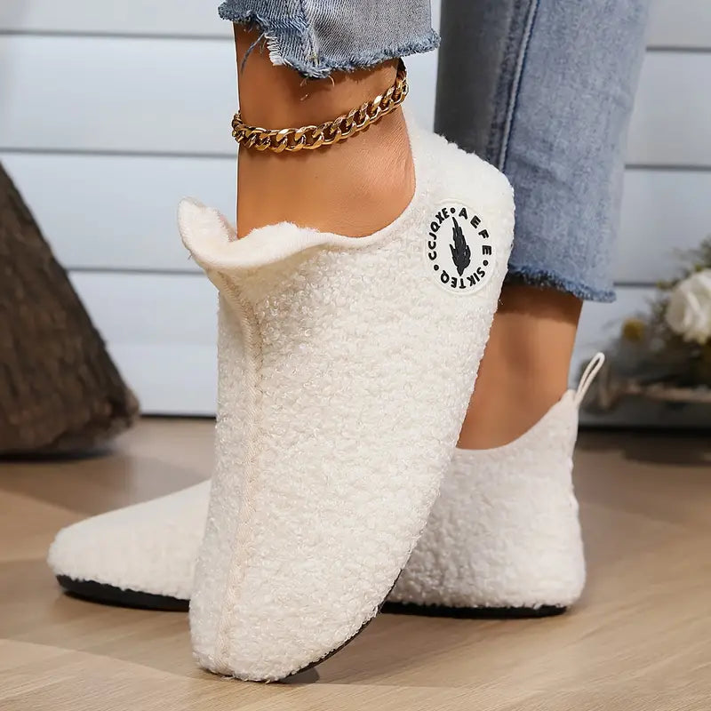 Women's Cozy Closed Toe Winter Slippers