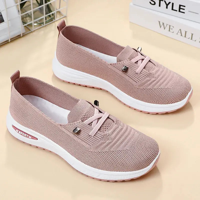 Women's Casual Walking Sneaker With Shallow Mouth