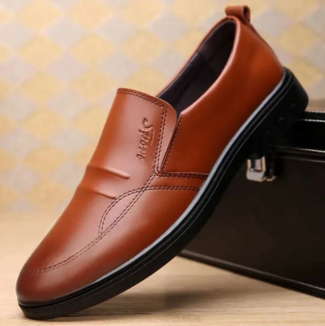 Men's Business Leather Shoes: British Style & Comfort