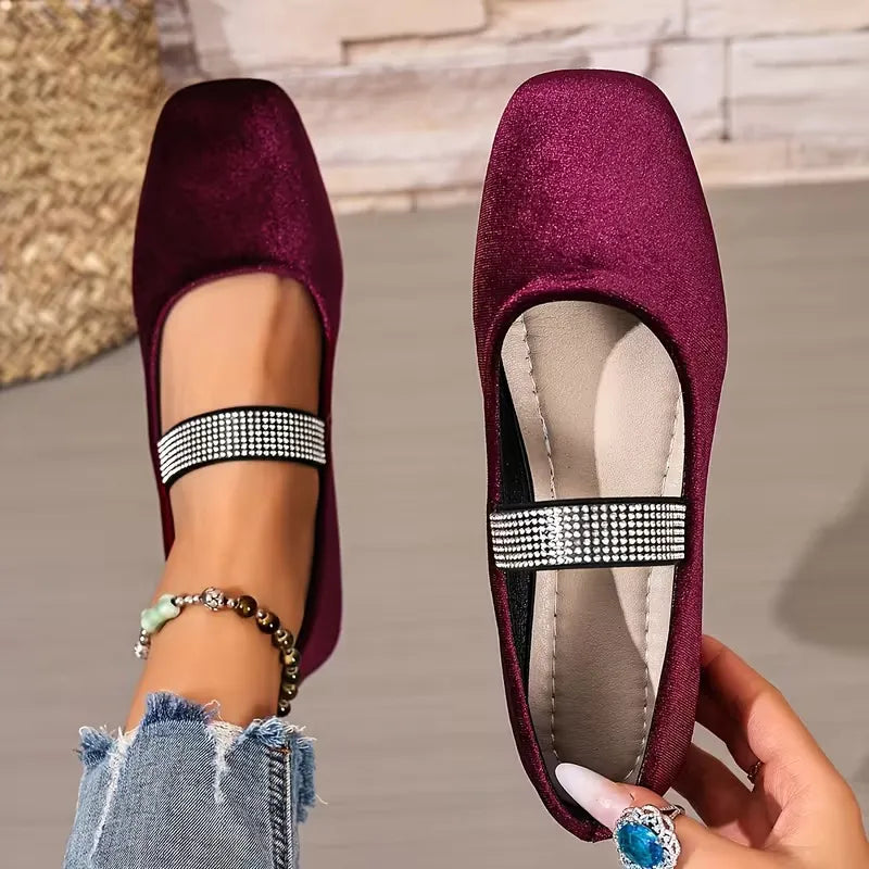 Women’s Minimalist Pointed-Toe Slip-On Everyday Shoes