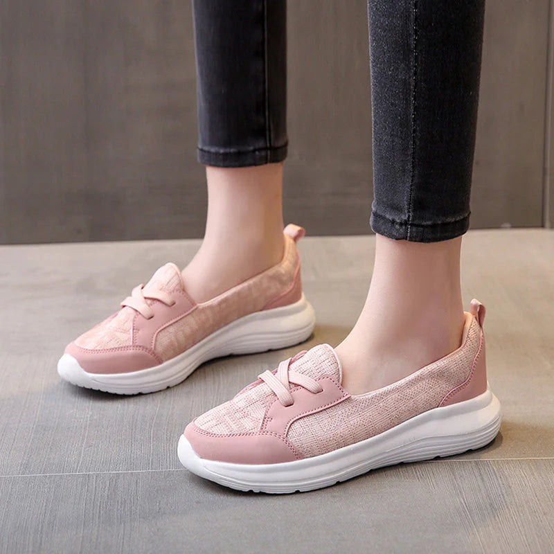Orthopedic shoes with arch support and non-slip sole