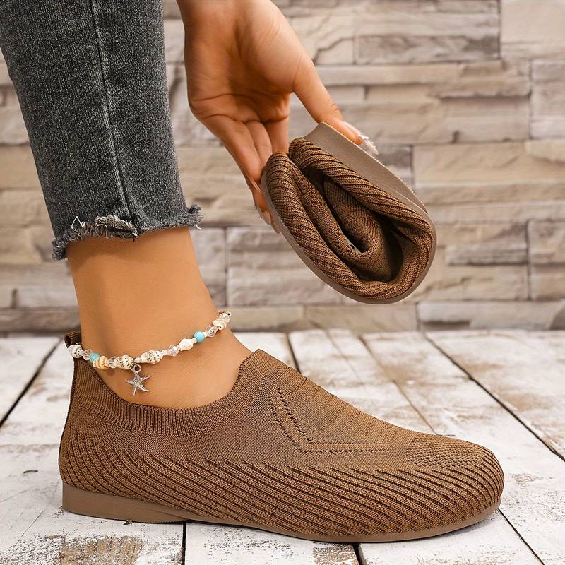 Women’s Woven Round-Toe Slip-On Flat Shoes