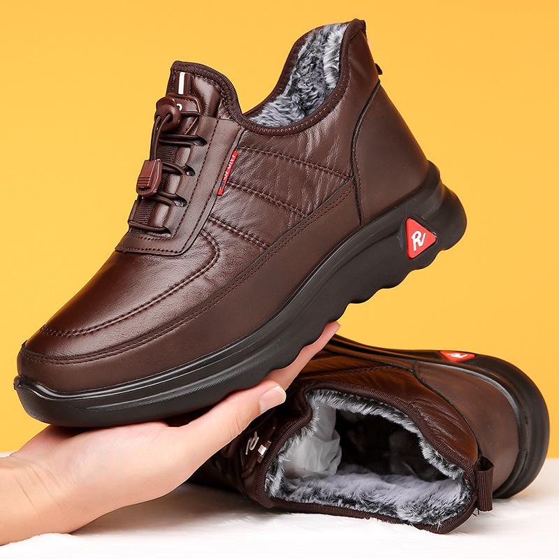 Men’s Waterproof Fleece-Lined Non-Slip Leather Winter Shoes