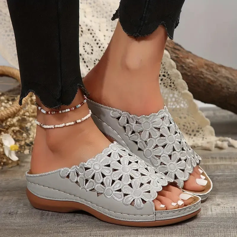 Ladies lightweight and comfortable slip-on sandals