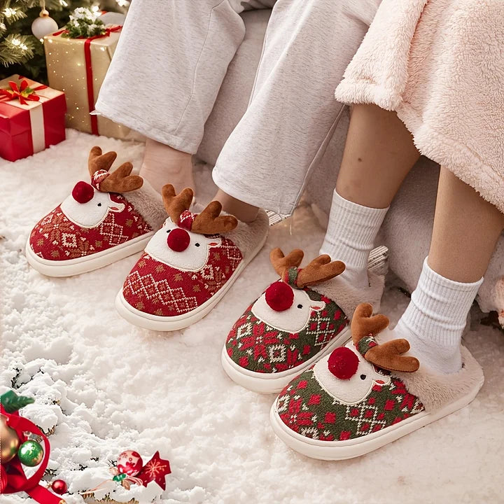 Christmas Reindeer Fleece-Lined Slippers