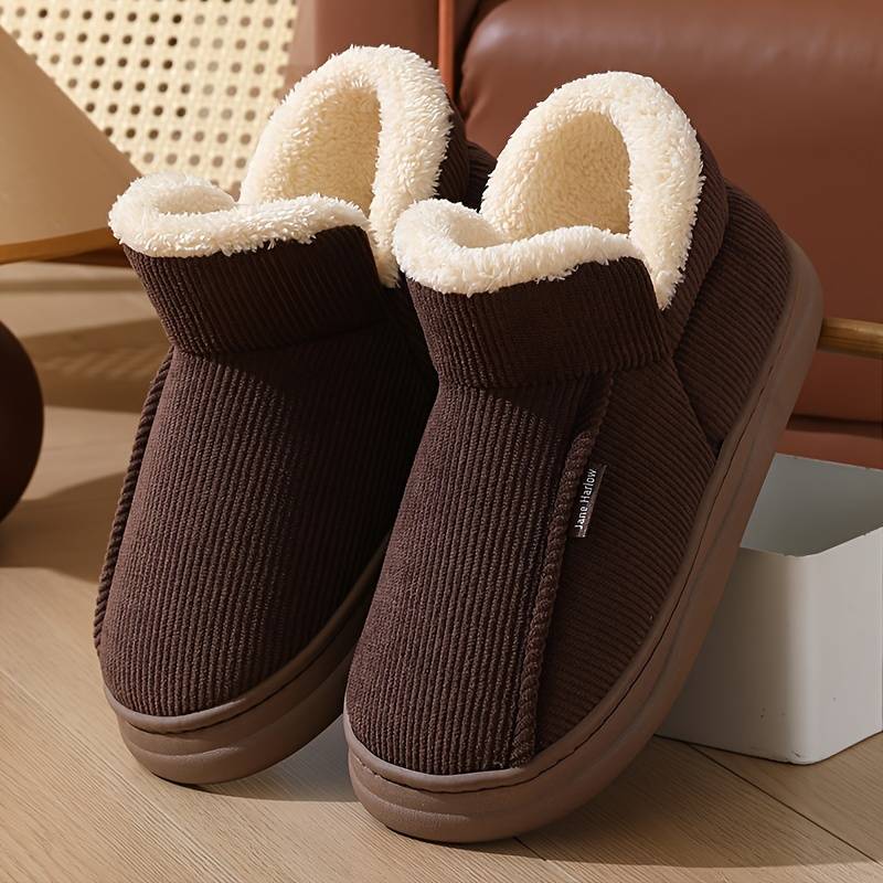 Cozy Women's Indoor Slippers: Soft Fleece, Non-Slip, Durable