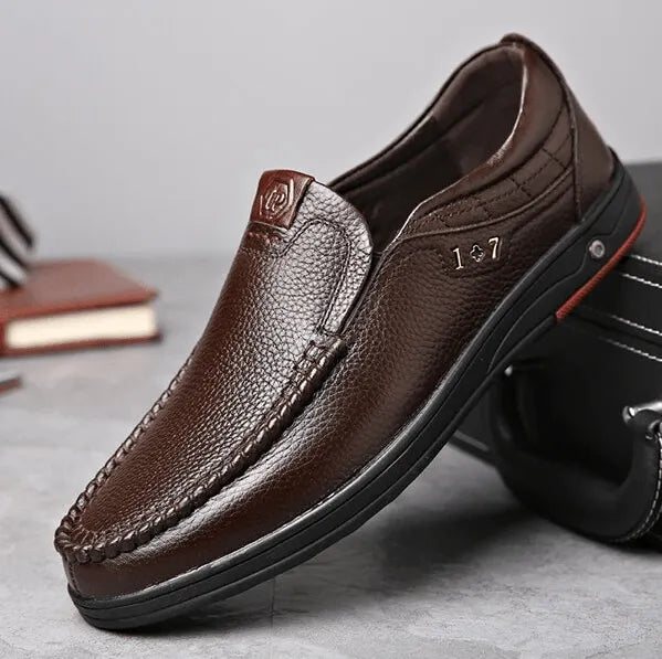 Men’s Leather Slip-On Loafers – Classic Comfort Meets Everyday Elegance