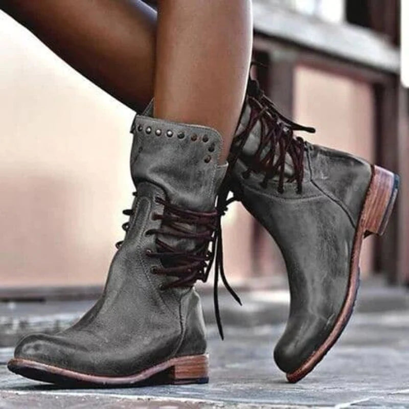 Women’s Vintage Lace-Up Boots