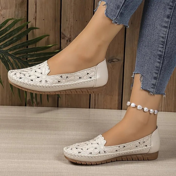 👟 Women's Comfortable Lightweight Fashion Cut-Out Casual Shoes 👟