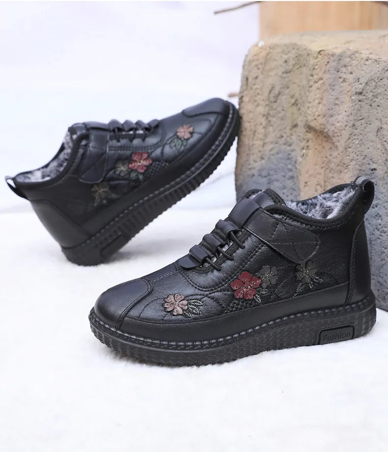 Women’s Winter Fleece-Lined Leather Comfort Shoes