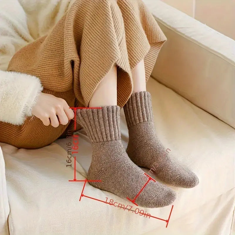 Pack Women’s Winter Thermal Crew Socks