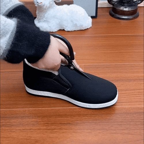 Unisex 360° Thermal Grip Waterproof Slip-On Winter Shoes