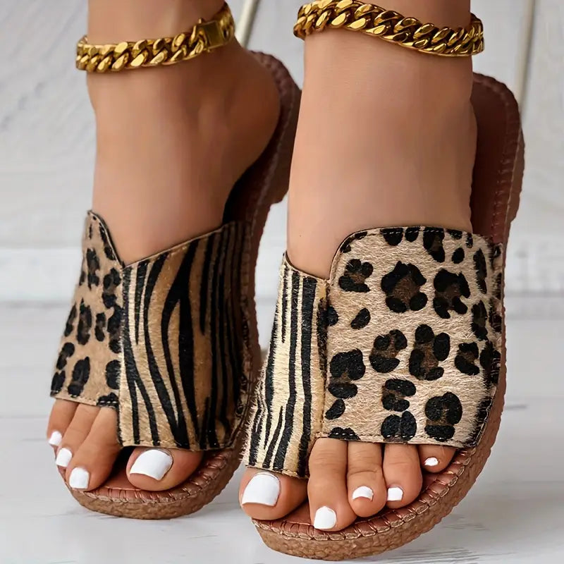 Women's flat-sole patterned sandals 🥰 Stylish & comfortable flip-flops