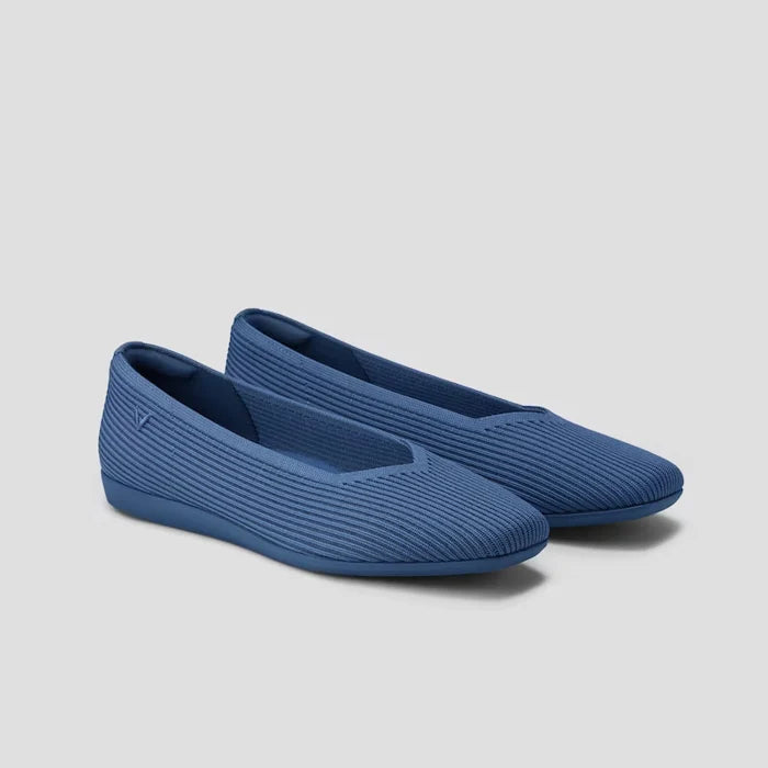 Lightweight Square-Toe V-Cut Flats