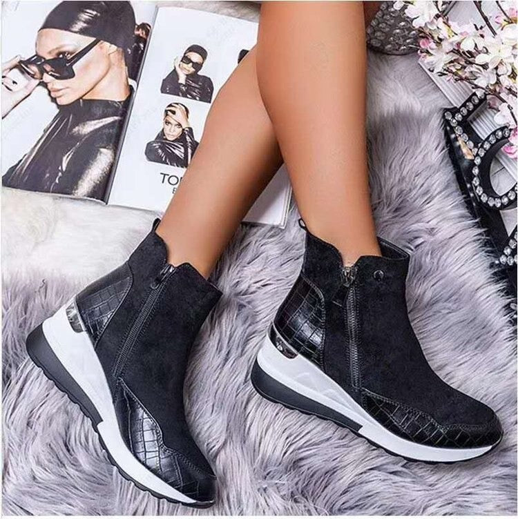 Women's Leather Heeled Ankle Boots