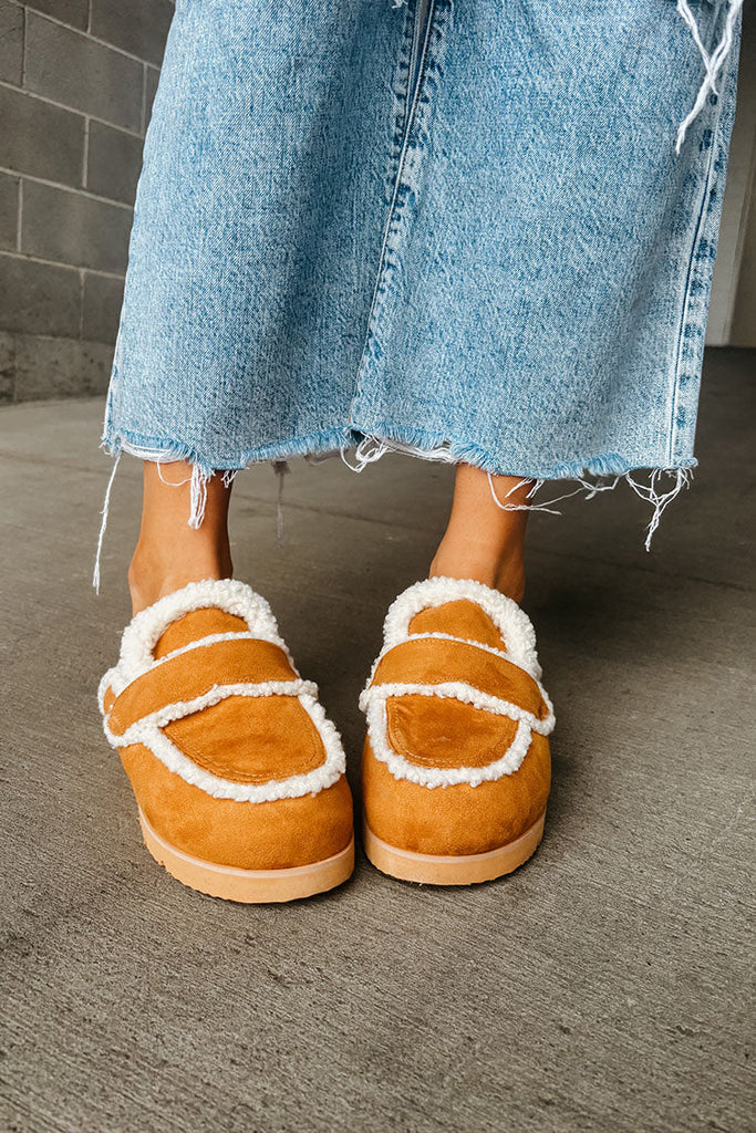 Women's Faux Fur Cozy Slip-On Slippers