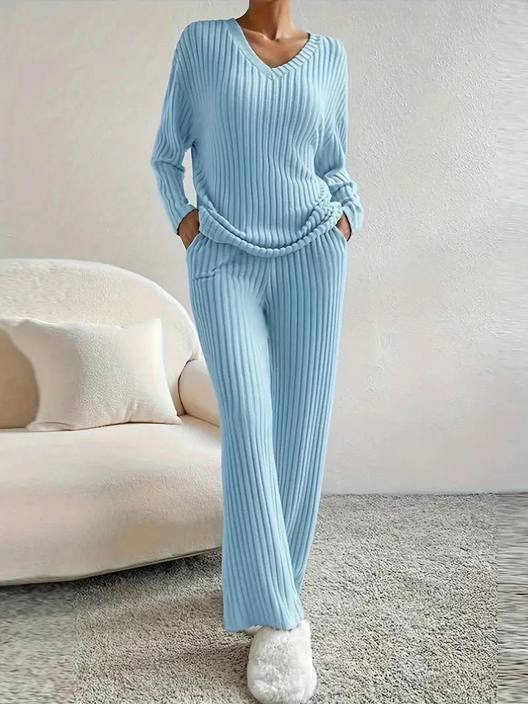 Women’s Ribbed V-Neck Two Piece Loungewear Set