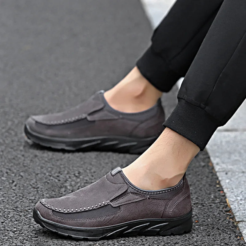 Men’s Handmade Retro Leather Loafers