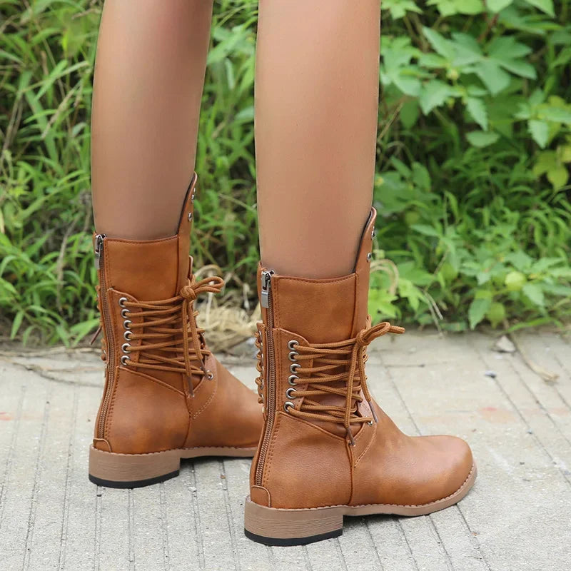 Women's lace-up boots with low heels and round toes