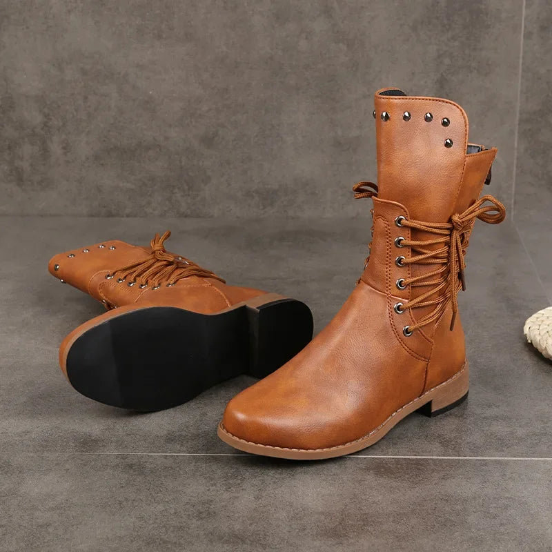 Women's lace-up boots with low heels and round toes
