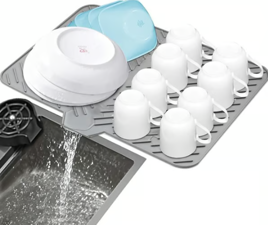 Tapis égouttoir à vaisselle en silicone pour femmes, grand format, avec rebord.