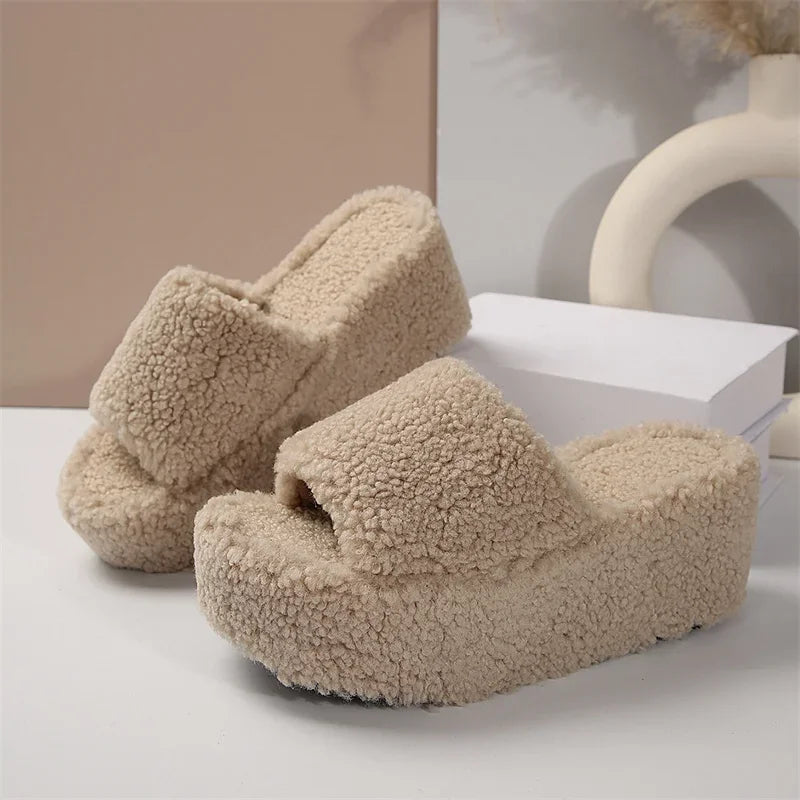 Women’s Plush Platform Fuzzy Slide Slippers