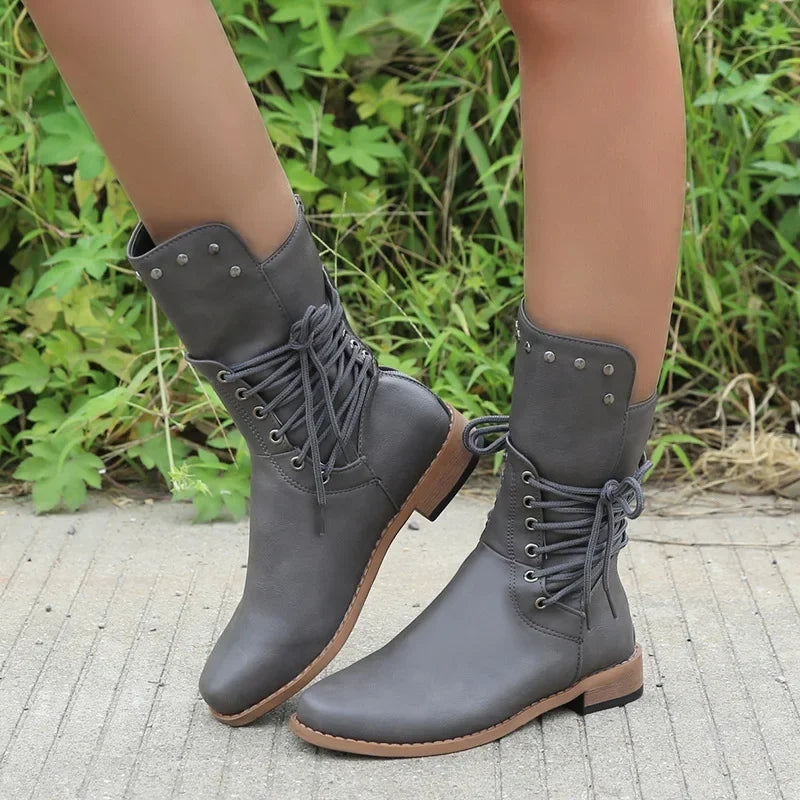 Women's lace-up boots with low heels and round toes