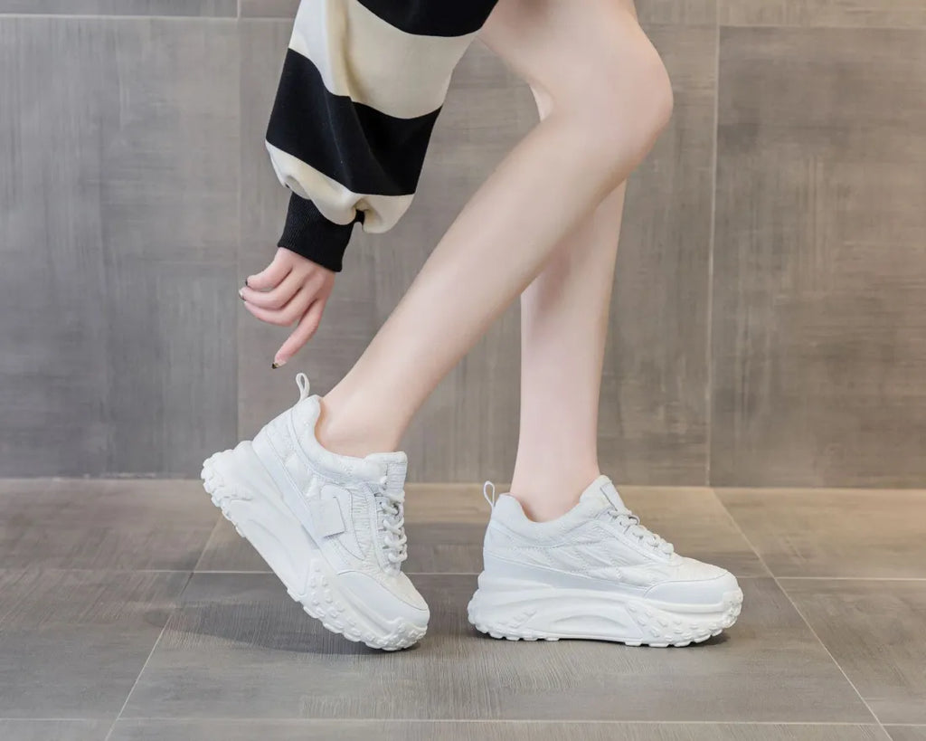 Ladies Breathable Casual Shoes