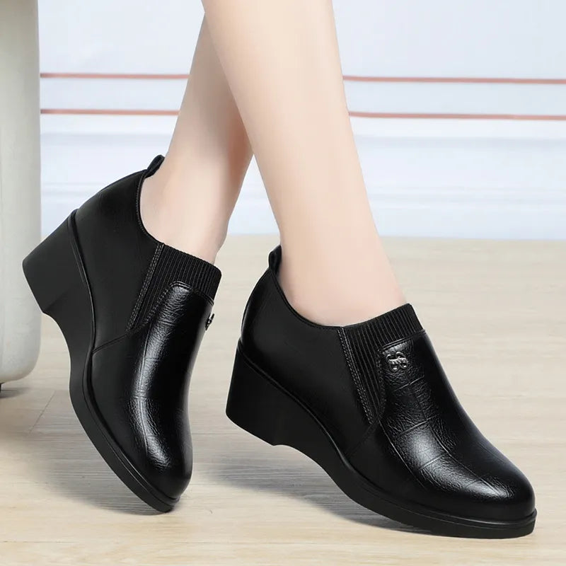 Women's Solid-Colour Fashion Wedge Orthopaedic Leather Shoes