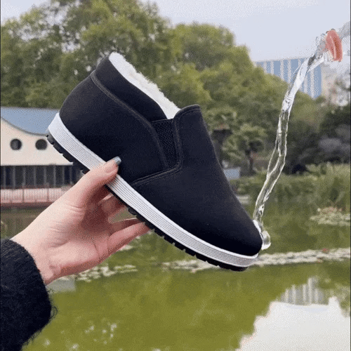 Unisex 360° Thermal Grip Waterproof Slip-On Winter Shoes