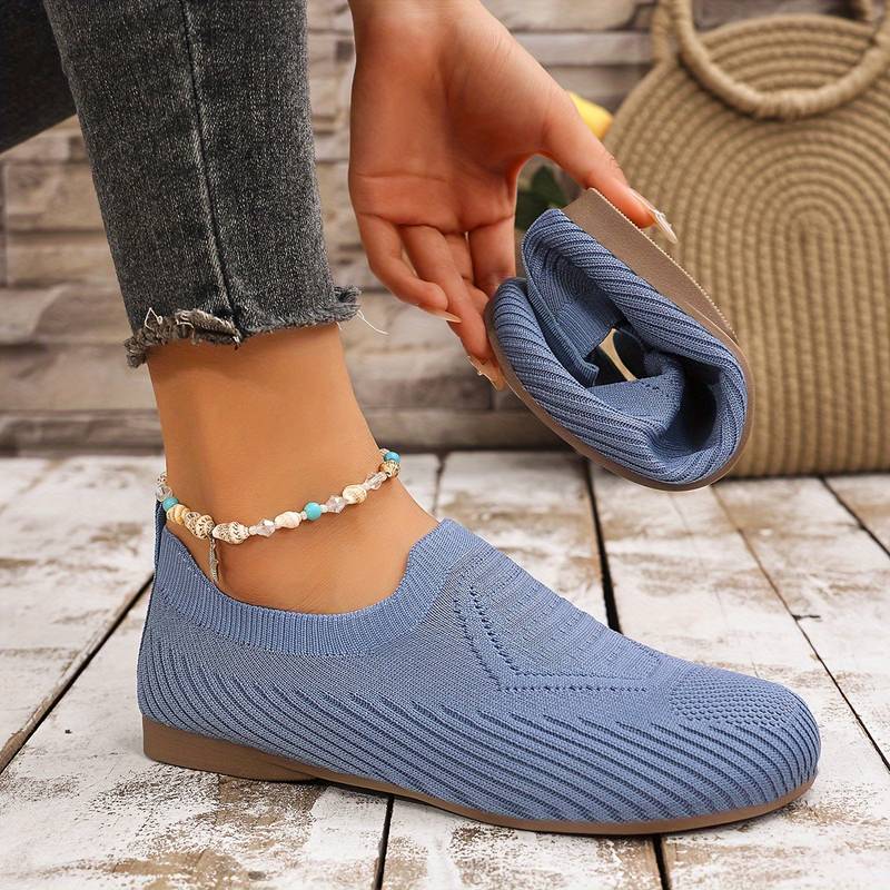 Women’s Woven Round-Toe Slip-On Flat Shoes