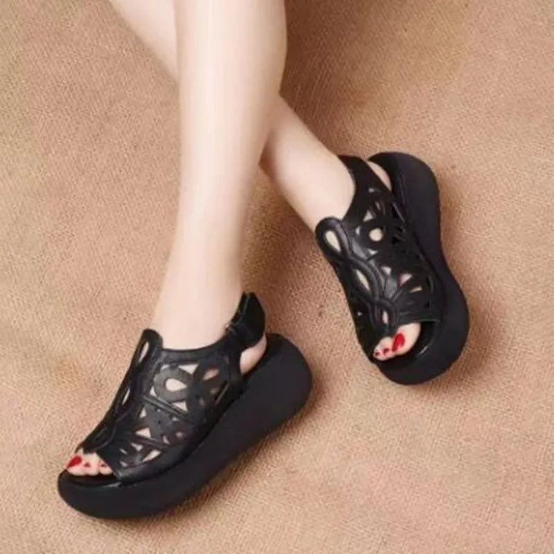 Thick sole sandals with retro hollow design