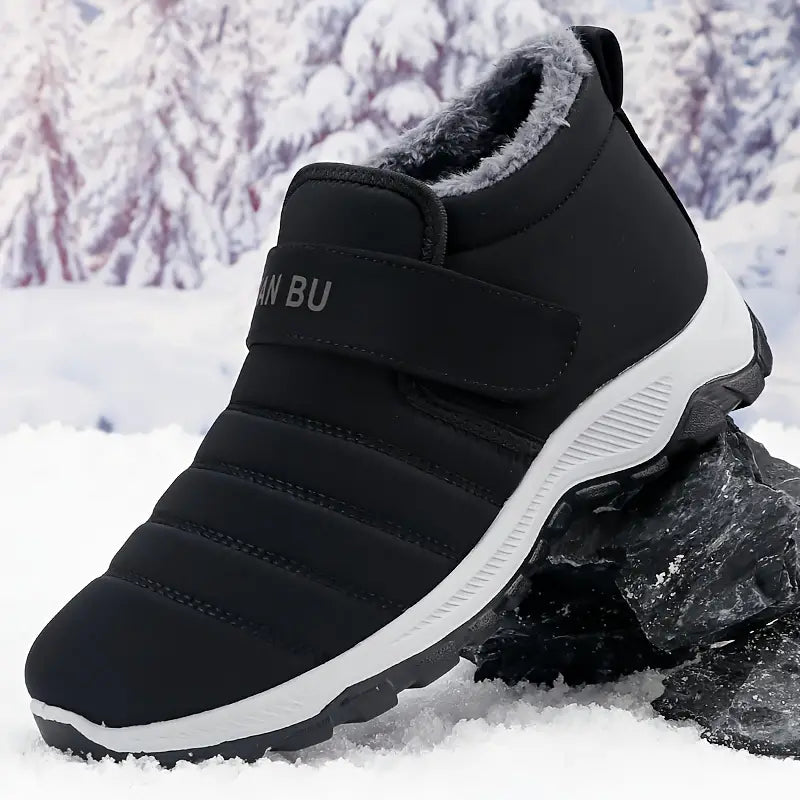 Men's Cozy Plush-Lined Snow Boots