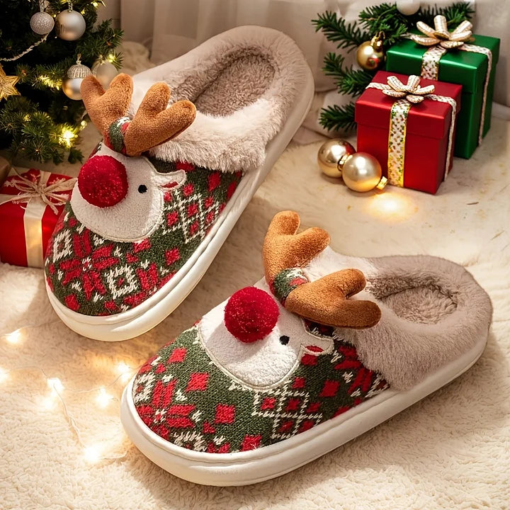Christmas Reindeer Fleece-Lined Slippers
