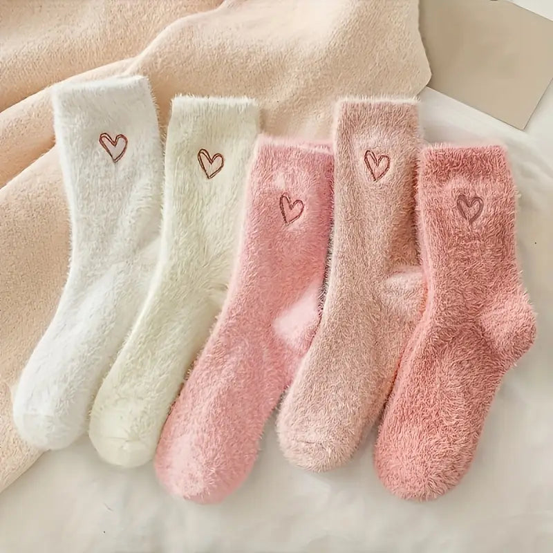 Cozy Heart-Embroidered Socks – 5 Pairs Pack
