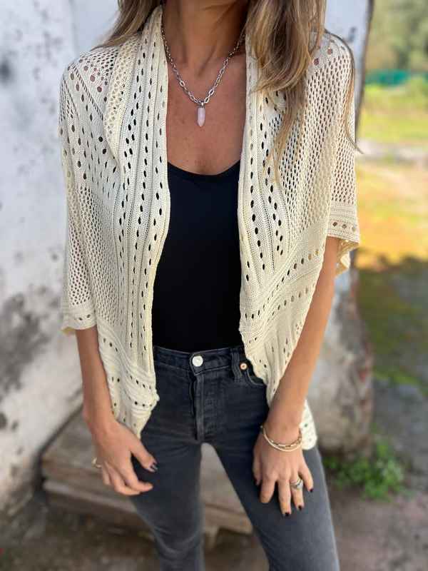 Women’s Hollow-Knit Half-Sleeve Lightweight Cardigan