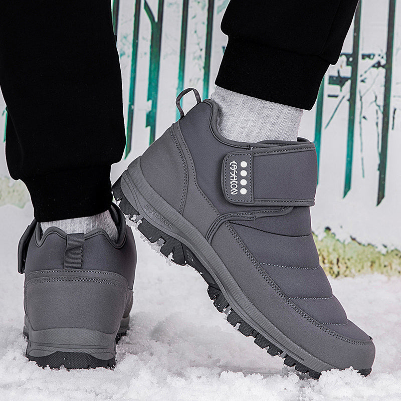 Men’s Fleece-Lined Waterproof Snow Boots with Wide Toe Fit