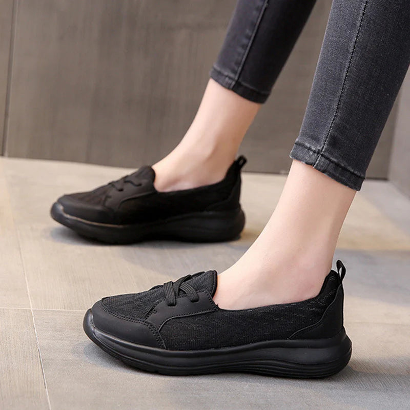 Orthopedic shoes with arch support and non-slip sole